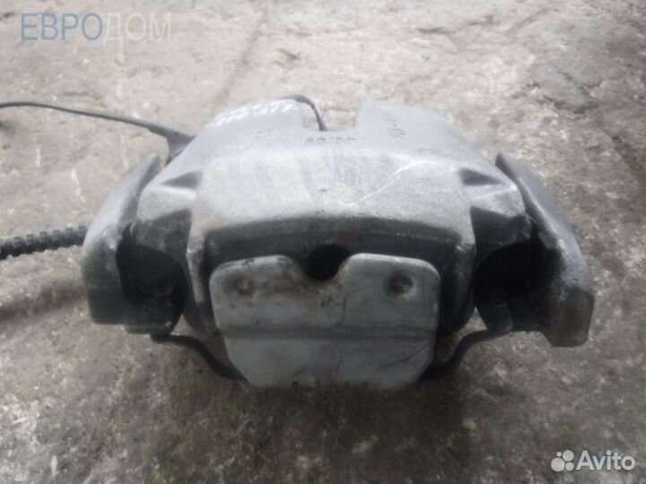 Суппорт передний левый BMW F16 s1104497