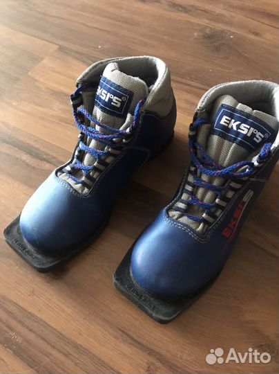 Лыжные ботинки 36р