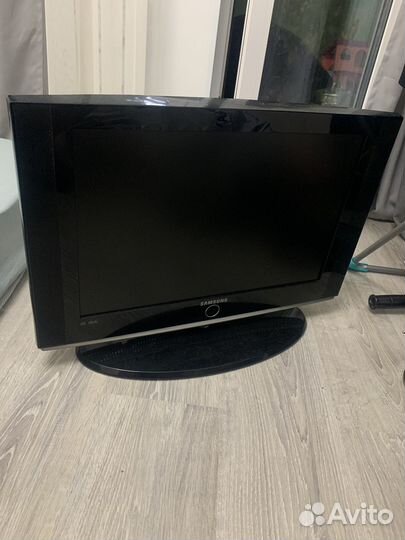 Телевизор samsung