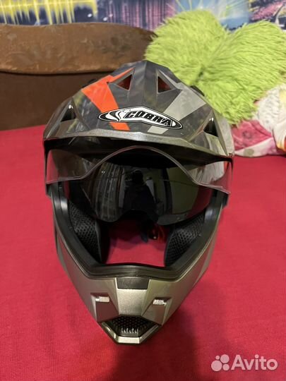 Кроссовый шлем