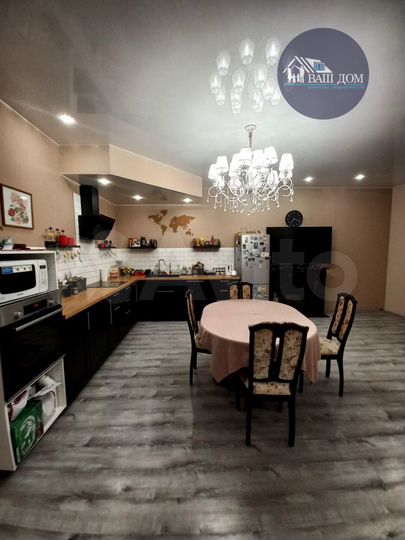 3-к. квартира, 105 м², 1/3 эт.