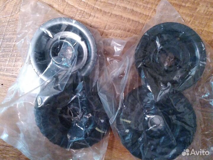 Опора переднего амортизатора Шевроле Кобальт