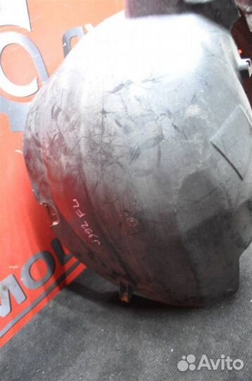 Подкрылок передний левый Ford Focus CB4 shda 2008