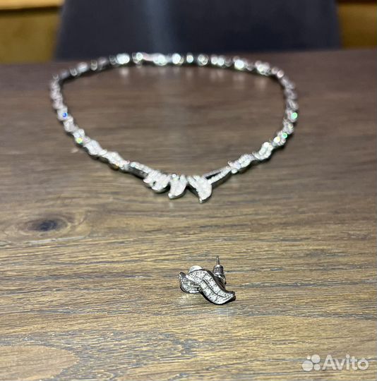 Комплект колье и серьги