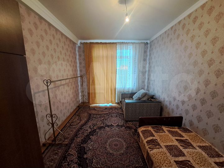 3-к. квартира, 90 м², 1/5 эт.