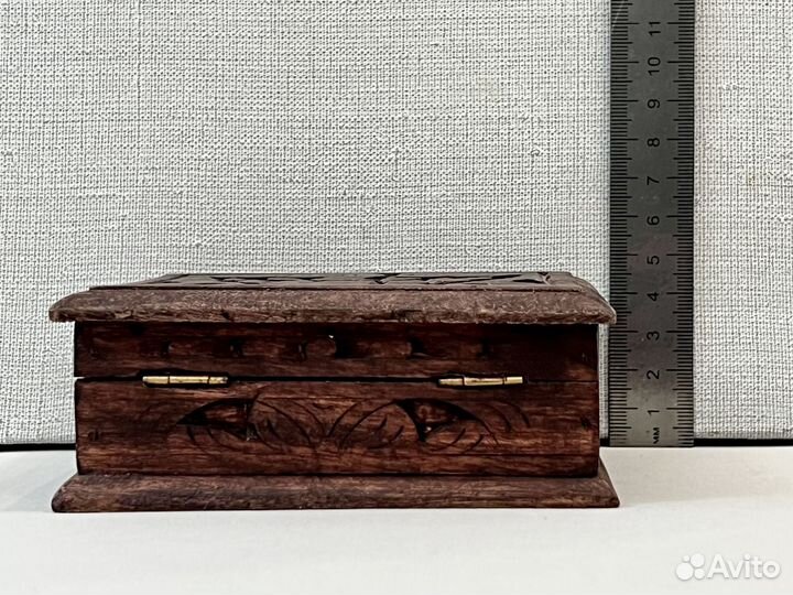 Оригинальный сундучок шкатулка тиковое дерево