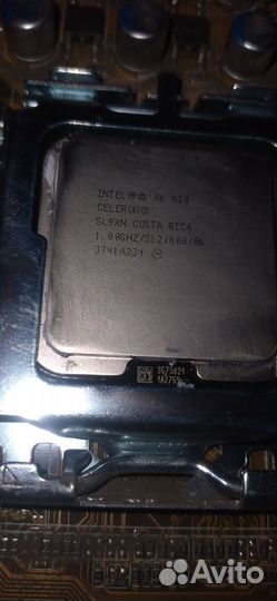 Материнская плата с процессором