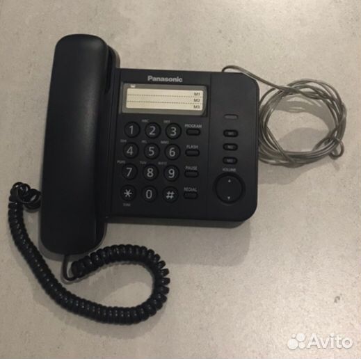 Телефон Panasonic KX-ts2352ru