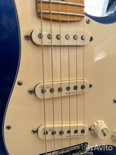 Fender American Ultra Stratocaster Cobra Blue
