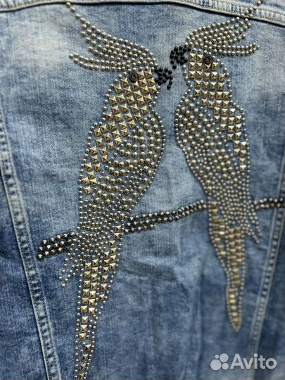 Джинсовая куртка