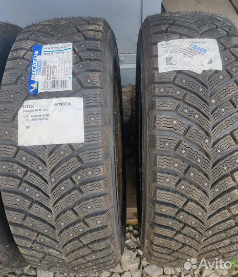 Michelin X-Ice North 4 205/65 R16