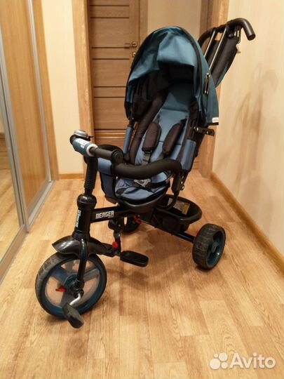 Детский трёхколёсный велосипед коляска с ручкой