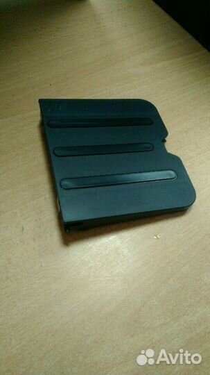 Лоток выхода бумаги