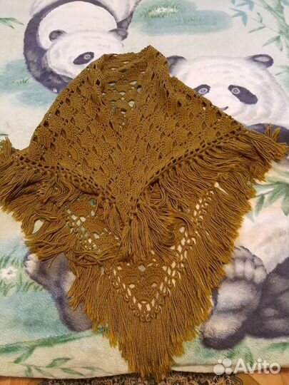 Вязаный платок-шаль