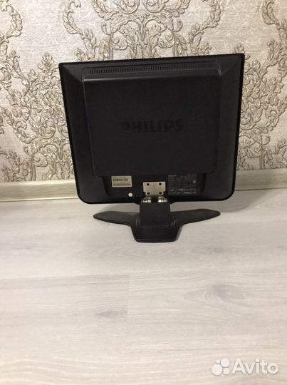 Монитор Philips