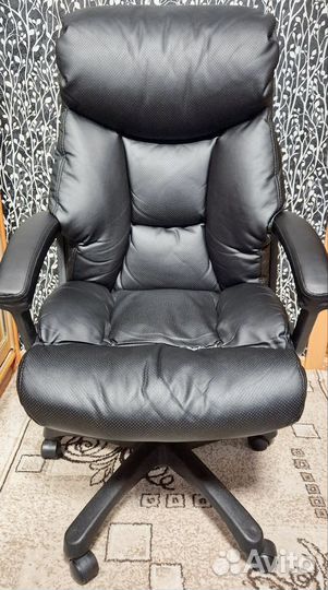 Компьютерное кресло