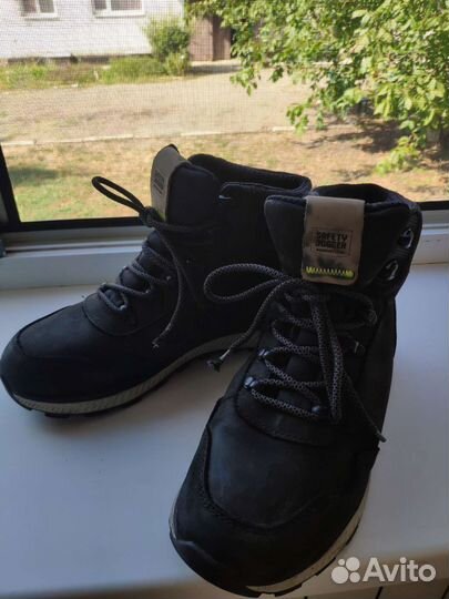 Ботинки зимние водонепроницаемые на мальчика 39