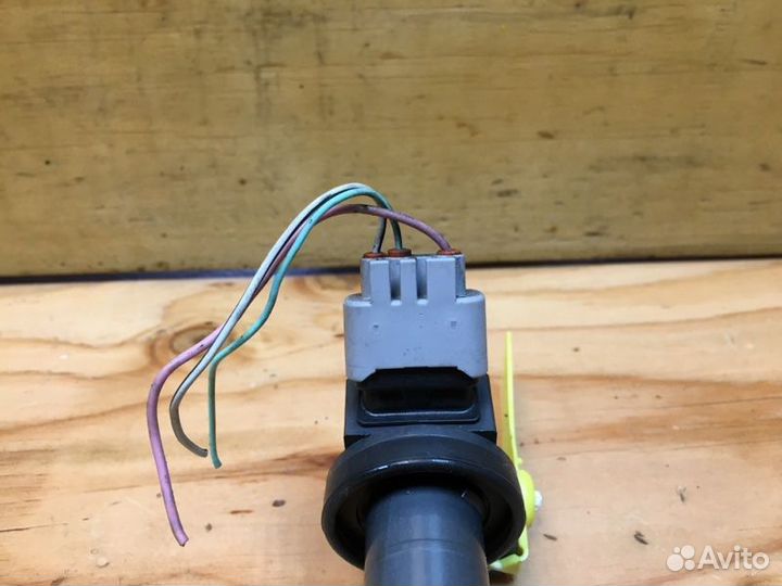 Катушка зажигания Toyota Sienta NSP170 2nrfke 2016