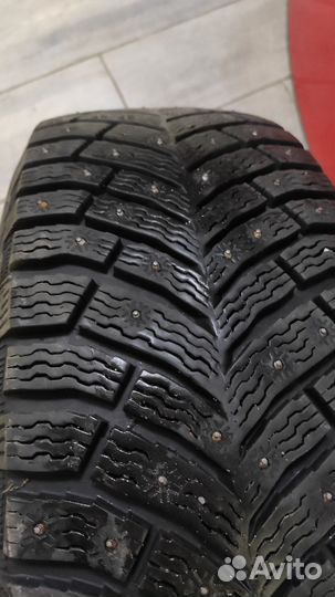 Michelin X-Ice North 4 195/65 R15
