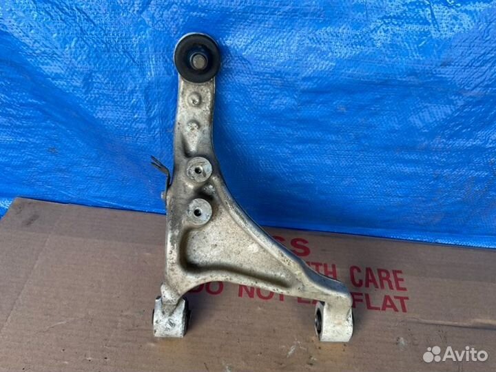 Рычаг подвески задний левый Nissan Maxima A35