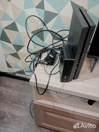 Sony playstation 4 PRO с играми