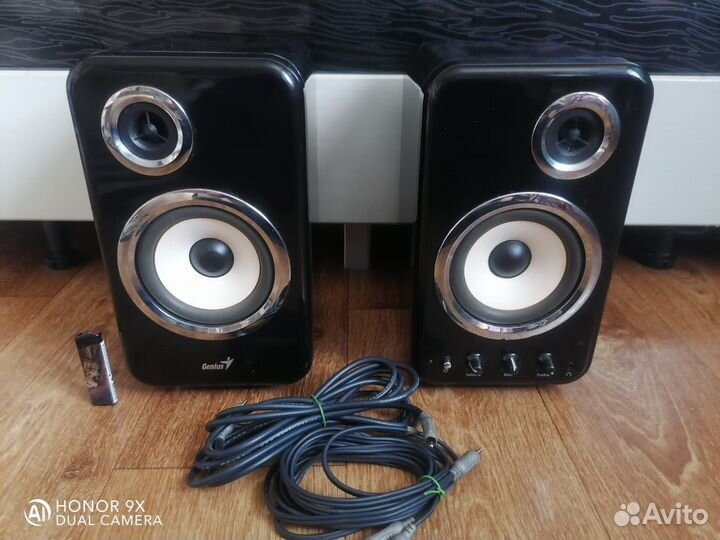 Акустика 2.1