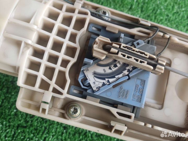 Бензонасос Volkswagen Passat B5 1.6