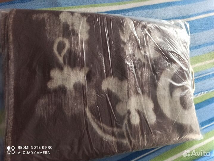 Одеяло новое из верблюжьей шерсти