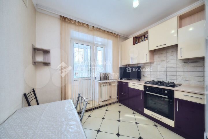 2-к. квартира, 49 м², 2/5 эт.