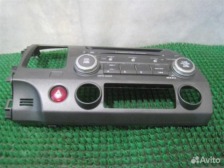 Рамка магнитолы Honda Civic 4D (FD) 2009