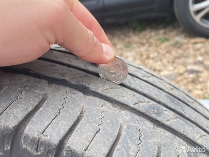 Michelin Latitude Tour 225/65 R17 102T