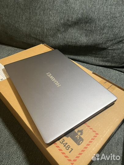 Huawei matebook d16 2024