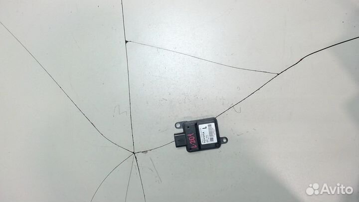 Блок управления бортовой сети Toyota Camry V40, 20