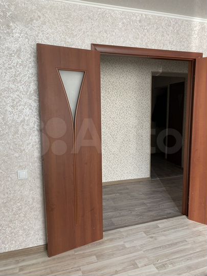 2-к. квартира, 60 м², 1/2 эт.