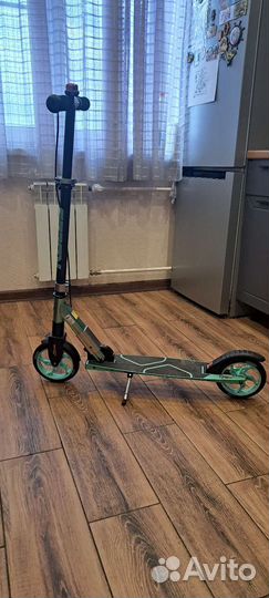 Самокат взрослый Roces Lux 230 мм/Roces