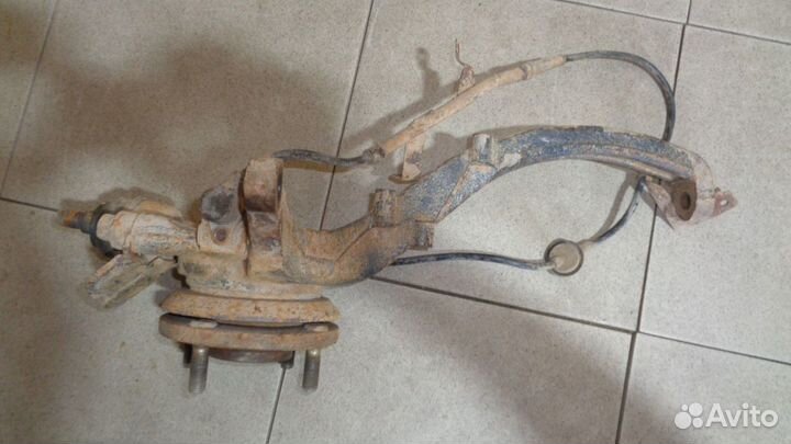 Кулак поворотный передний правый Hyundai Sonata 4