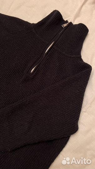 Свитер женский