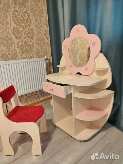 Детский Набор Ромашка/ столик для девочки