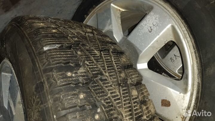 R18 Hankook Dynapro HT RH12 235/60, PCD 0x98 DIA 19