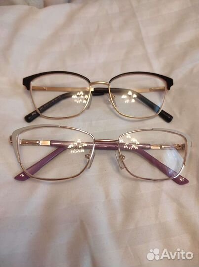 Очки с диоптриями -1