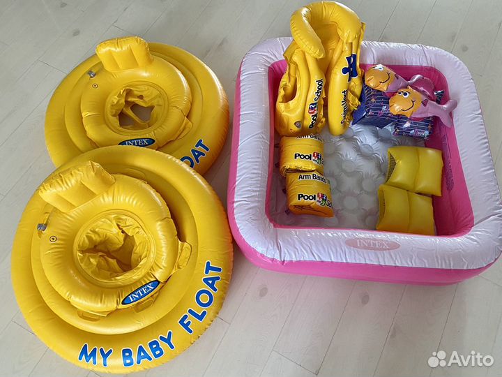 Круг для плавания, нарукавники, жилет, бассейн