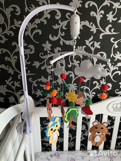 Мобиль с фетровыми игрушками