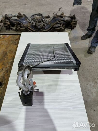 Радиатор кондиционера печки Хонда CR V 3