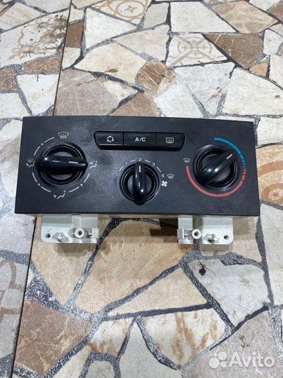 Блок управление печкой (отопителем) Citroen C4