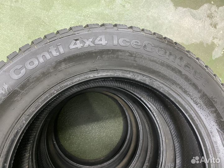 Continental Conti4x4IceContact 225/65 R17