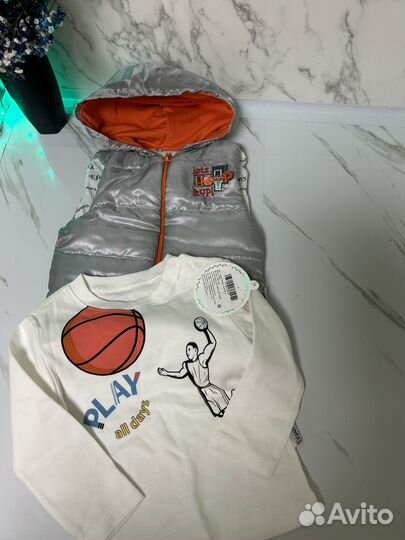 Жилетка утепленная детская и лонгслив