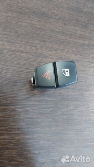 Кнопка аварийки Bmw 750Lix F02 N63 4.4I 2009