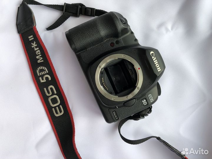 Зеркальный фотоаппарат Canon 5d mark 2