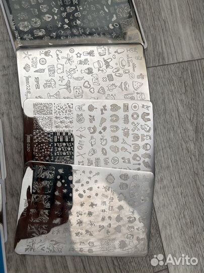 Стемпинг для маникюра