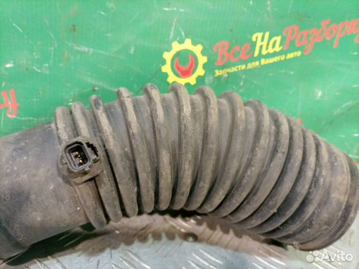 Патрубок воздушного фильтра Ford Mondeo 1